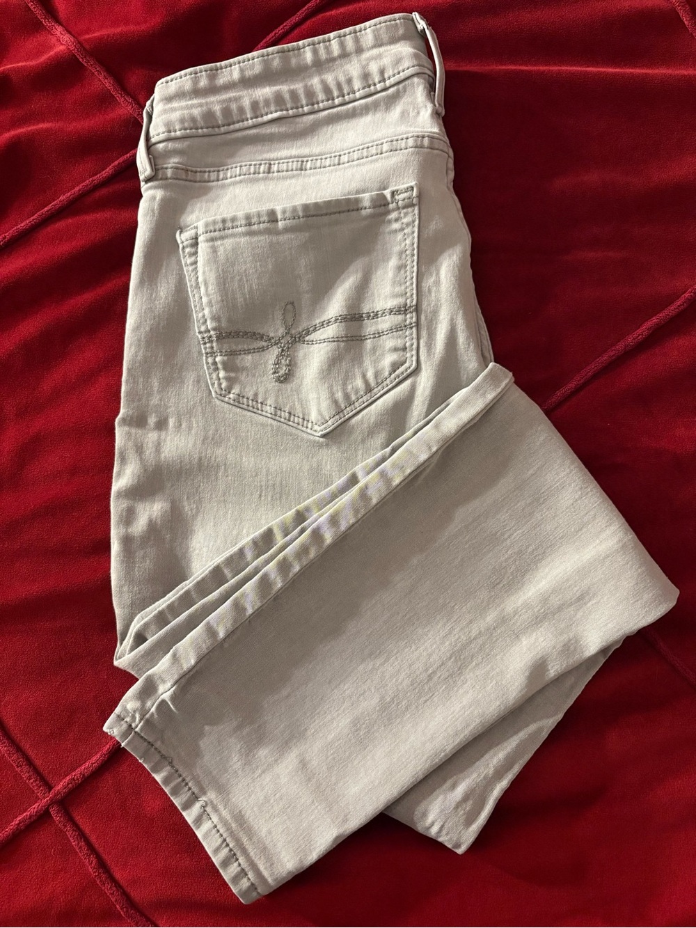 Women’s Light Gray Jeans - Classic Fit